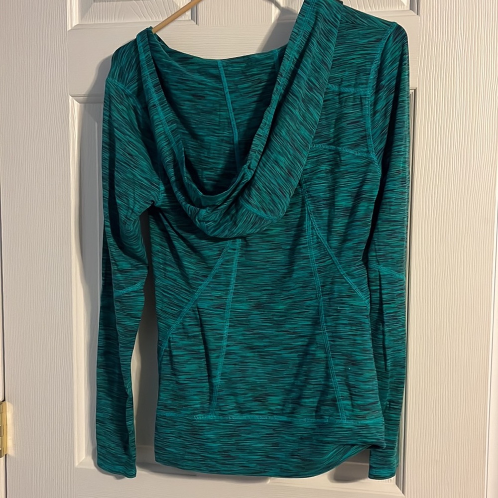 Kirkland Signature green lightweight long sleeve hoodie